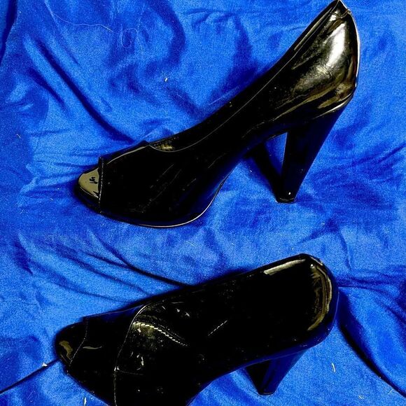 Paolo - Open toe- Black Patent Leather- Heels - Picture 3 of 8